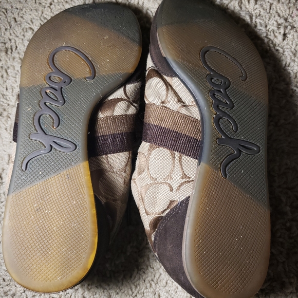 Coach Shoes - Picture 4 of 5